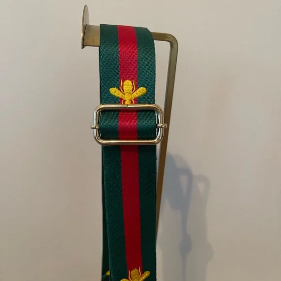 Stylish Black and Tan Woven Crossbody Bag - Picture 4 of 6